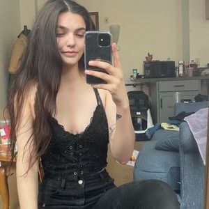 Meet your Posher, Joanna